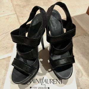 Yves Saint Laurent | Black Leather Heels | EU 40